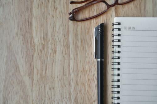 notebook-2672467 1920